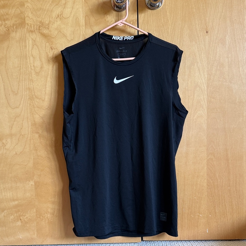 Nike Pro men’s Black Muscle Tee